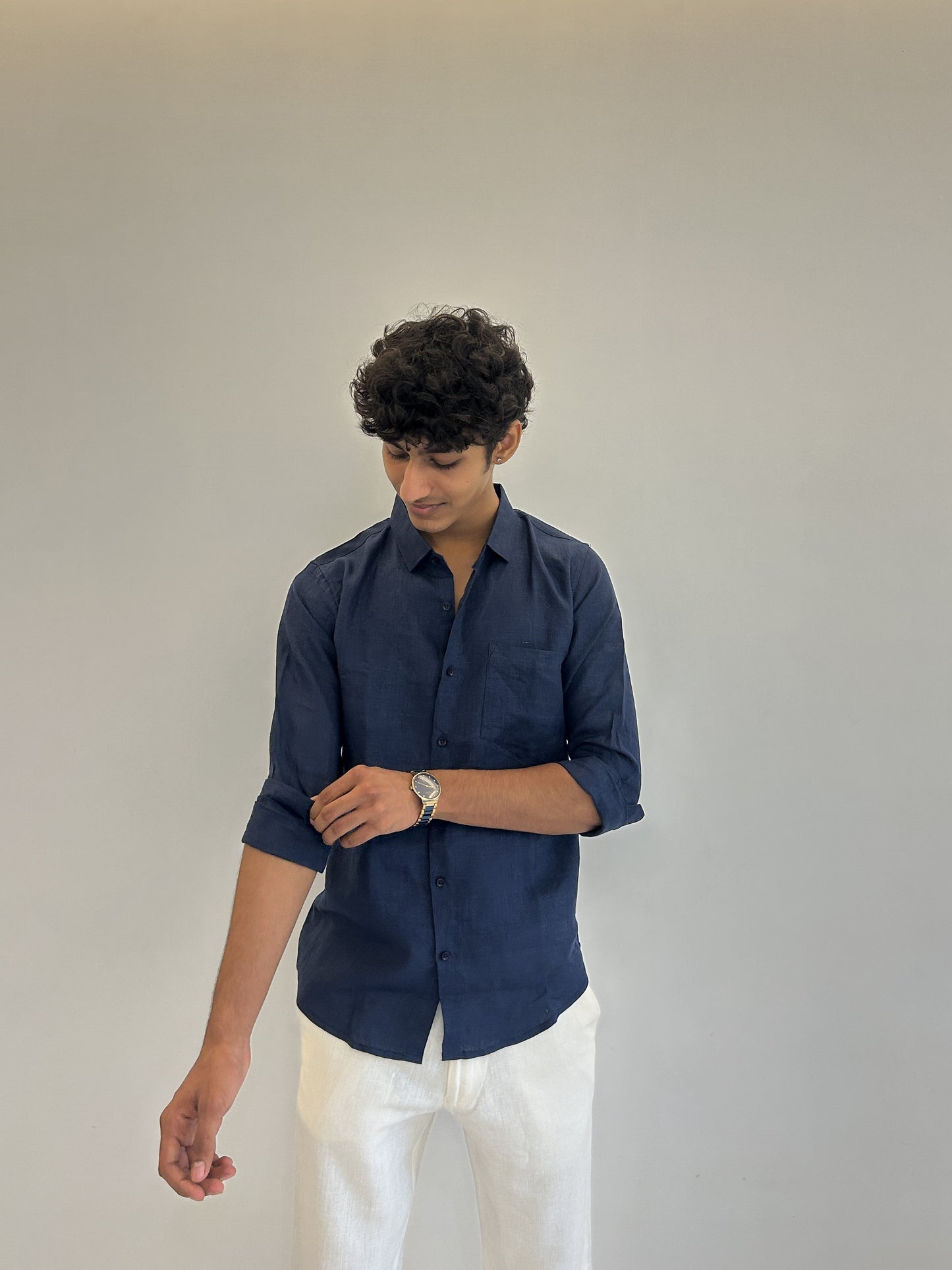 Men's Pure Linen Shirt – Deep Navy Classic with Pocket Sabr India