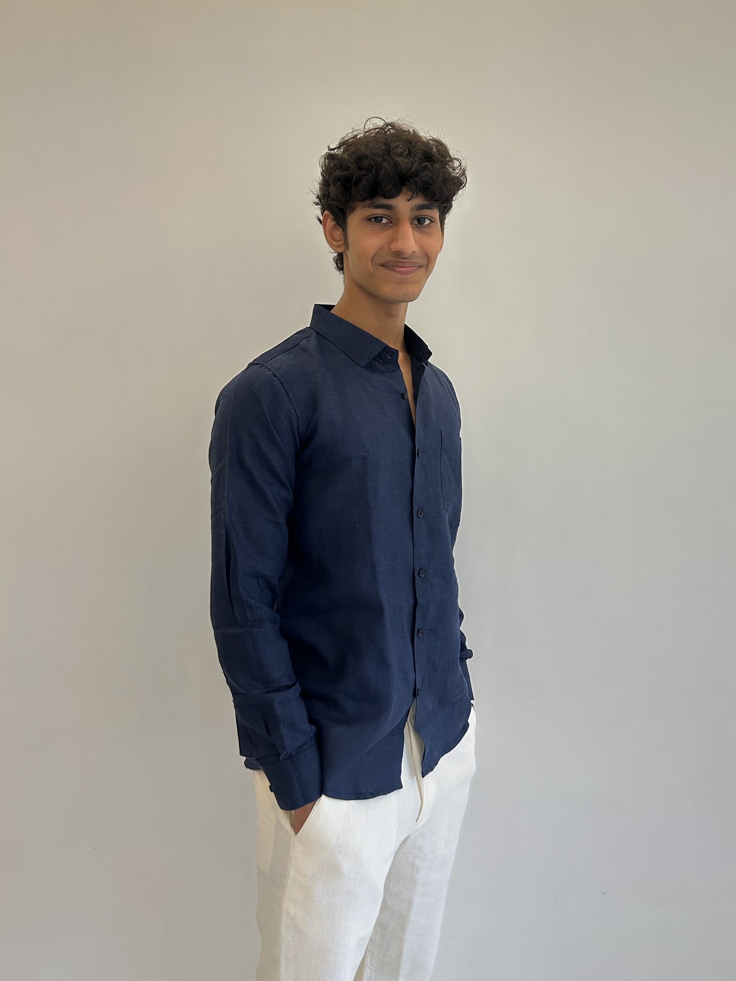 Men's Pure Linen Shirt – Deep Navy Classic with Pocket Sabr India